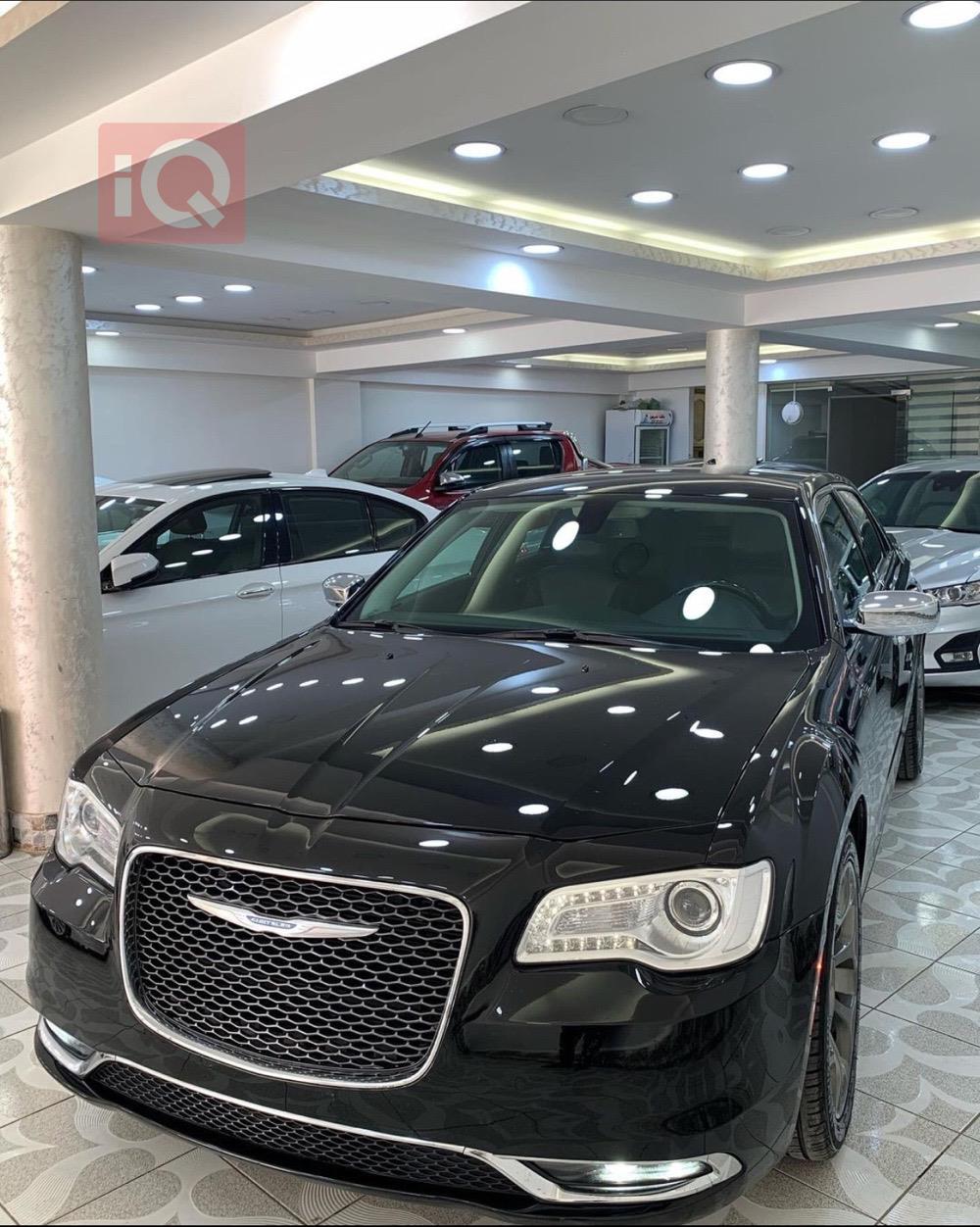 کرایسلەر 300